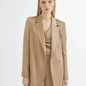 Lola Casademunt Americanas Y Blazers<Americana cruzada satinada FUCSIA