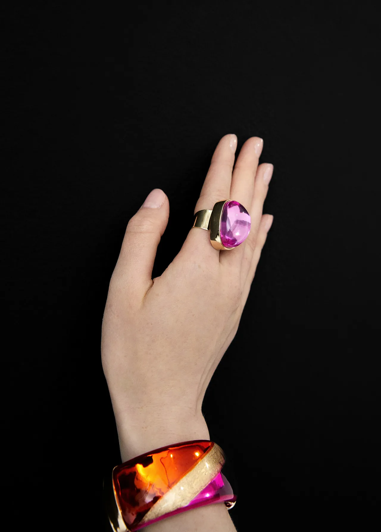 anillo_cristal_2-1.webp Lola Casademunt Bisuteria<Anillo cristal AZULELECTRICO