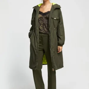 Lola Casademunt Abrigos Y Cazadoras<Anorak acolchado con capucha KAKI