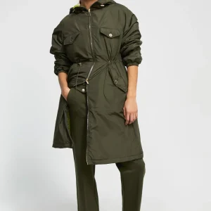 Lola Casademunt Abrigos Y Cazadoras<Anorak acolchado con capucha KAKI