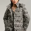 Lola Casademunt Abrigos Y Cazadoras<Anorak corto acolchado monograma NEGRO-CRUDO