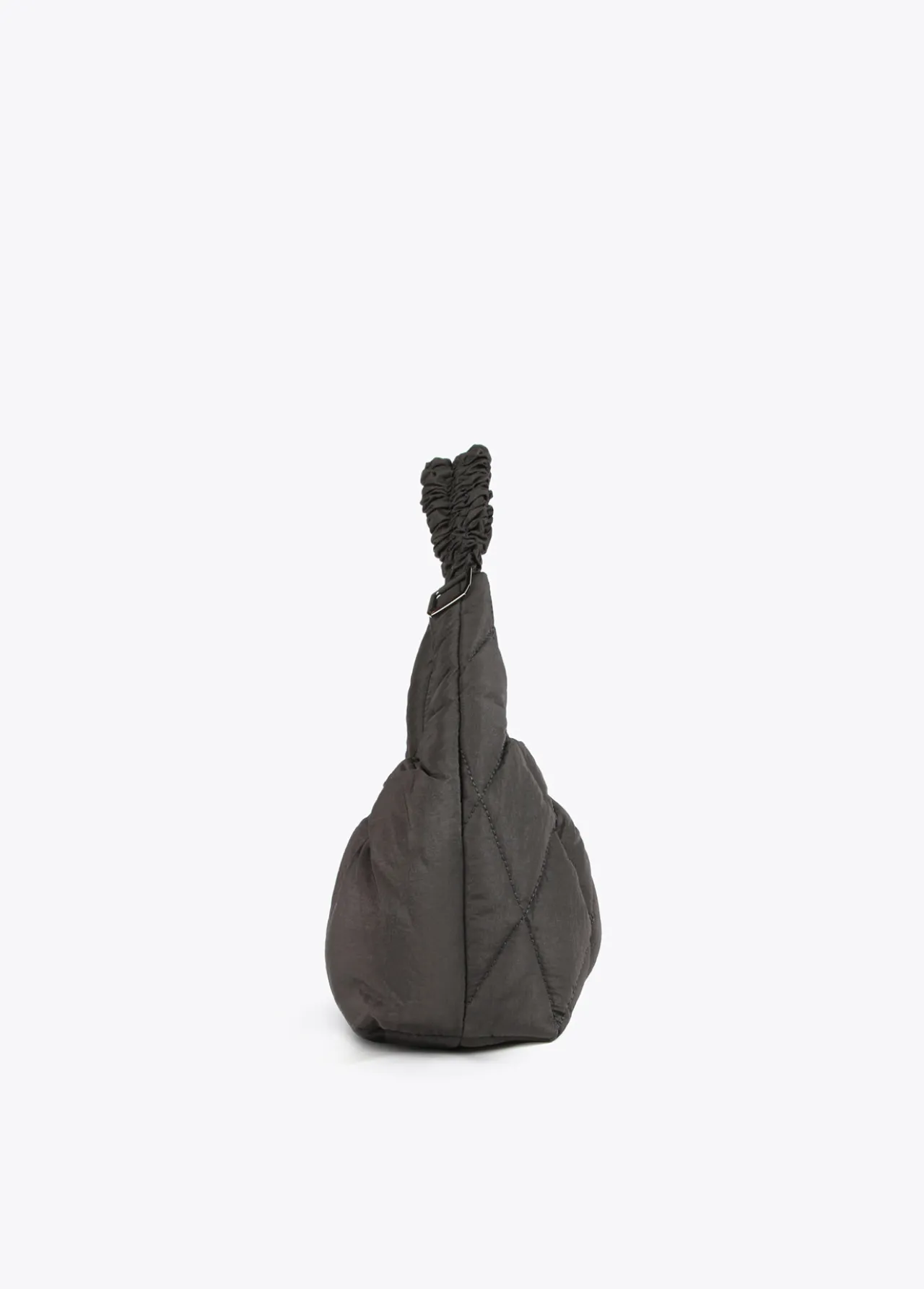 bandolera_acolchada_asa_trenzada_4-1.webp Lola Casademunt Bolsos De Hombro | Bandoleras<Bandolera acolchada asa trenzada KAKI