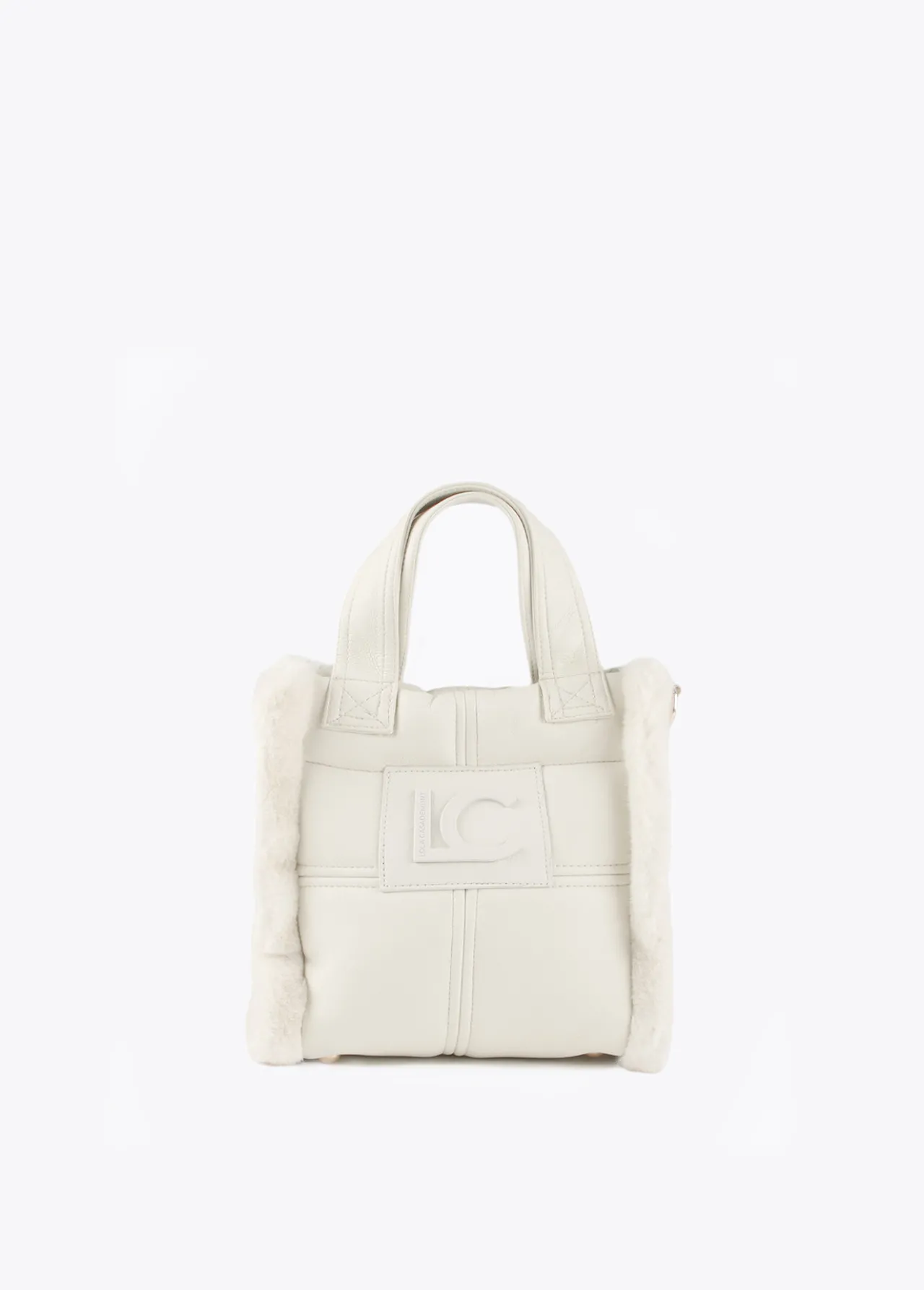 bandolera_efecto_piel_y_pelo_0.webp Lola Casademunt Bandoleras | Bolsos Pequeños<Bandolera efecto piel y pelo CRUDO