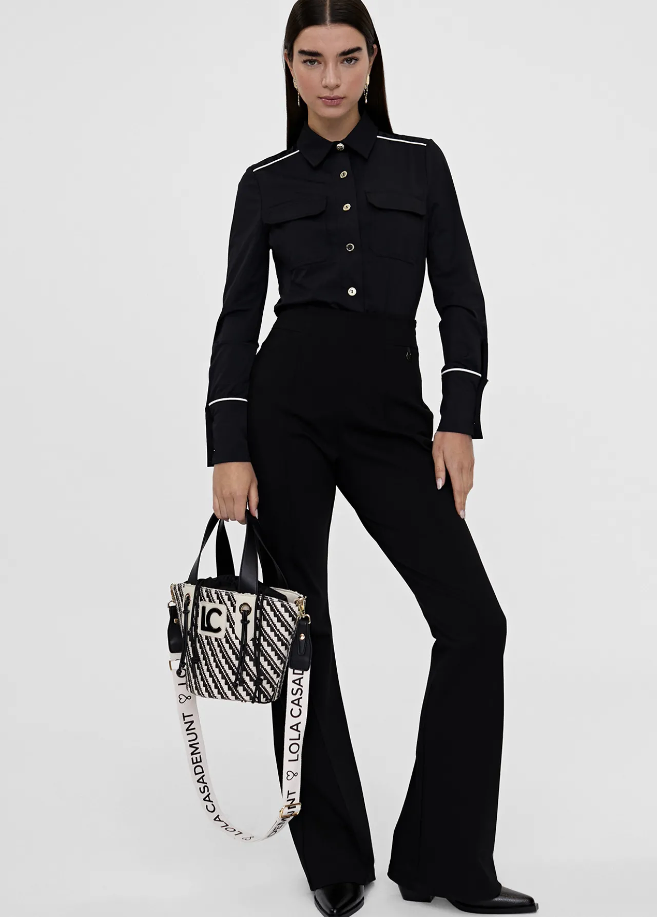 Lola Casademunt Bolsos<Bandolera tipo cesta efecto rafia NEGRO-CRUDO