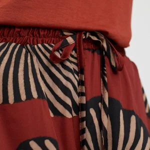 Lola Casademunt Pantalones<Bermuda estampada ROJO-NEGRO