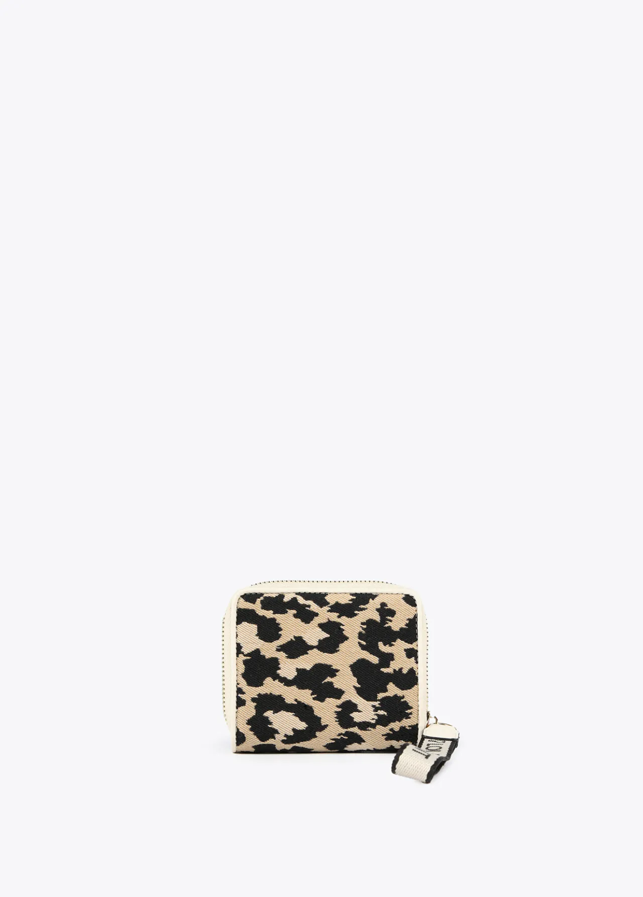 biletero_pequeo_animal_print_2.webp Lola Casademunt Accesorios | Bolsos<Biletero pequeño animal print CRUDO-MARRON