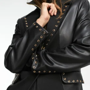 Lola Casademunt Americanas Y Blazers<Blazer detalle eyelets NEGRO
