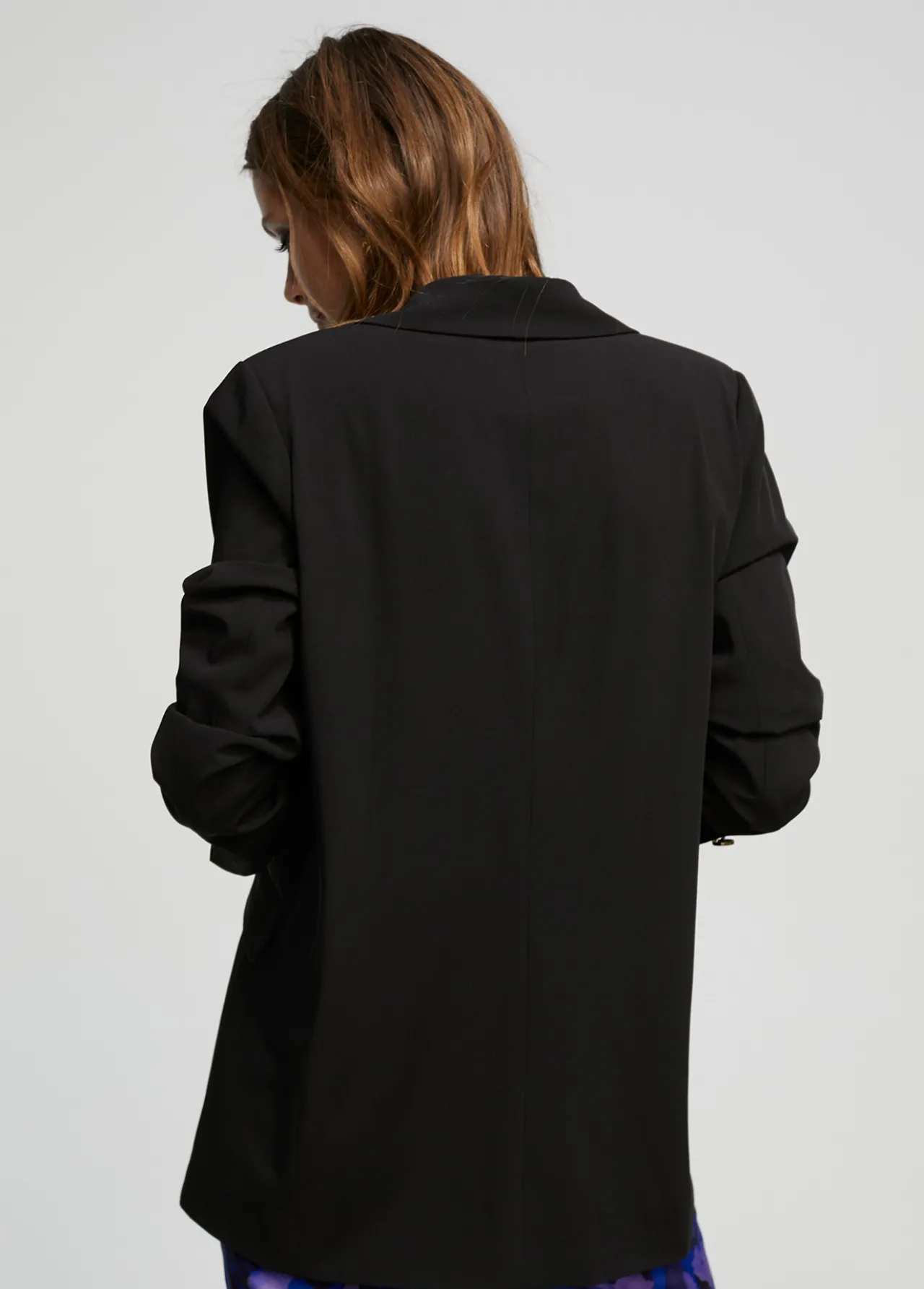 blazer_forro_contraste_4.webp Lola Casademunt Americanas Y Blazers<Blazer forro contraste NEGRO