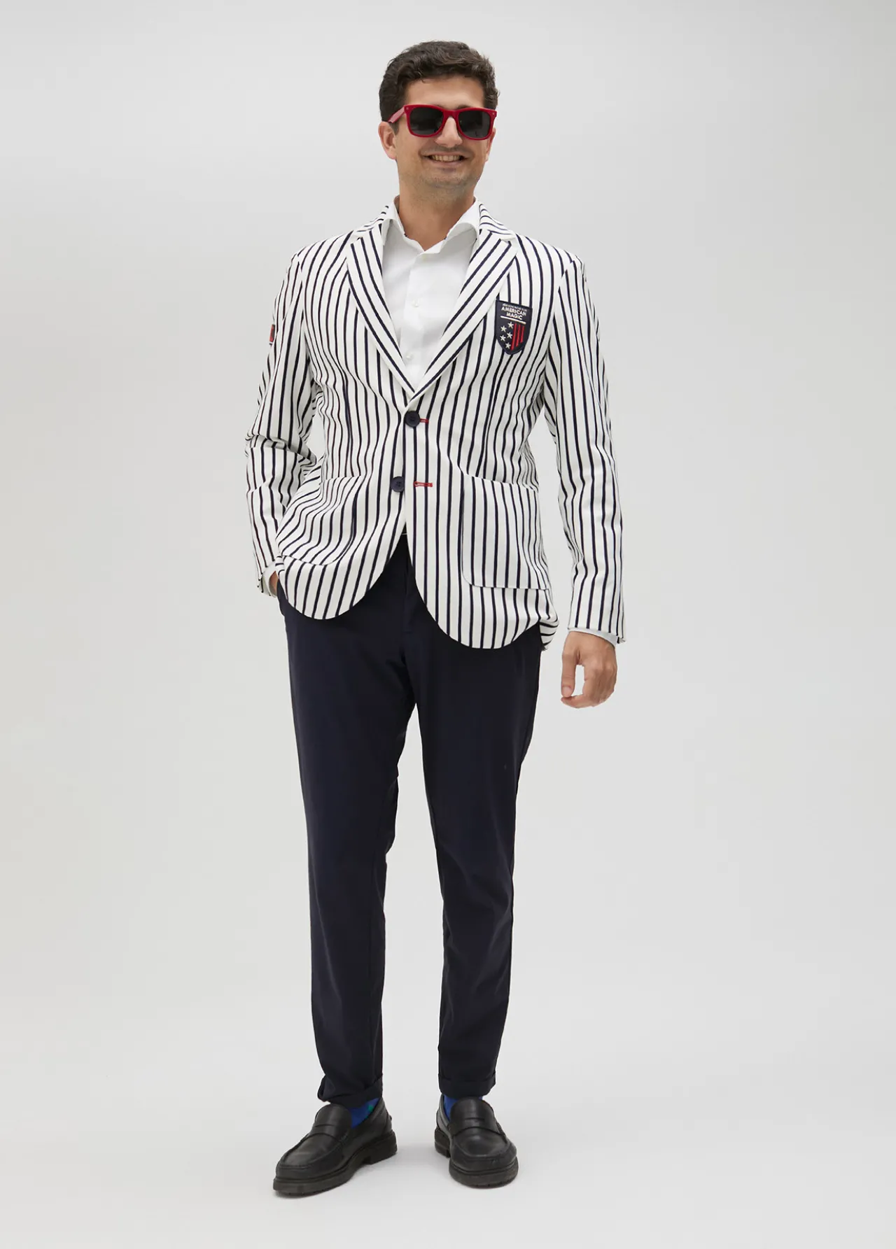 blazer_hombre_rayas_edicin_limitada__lola_casademunt_6.webp Lola Casademunt Americanas Y Blazers<Blazer hombre rayas edición limitada - Lola Casademunt BLANCO-AZUL