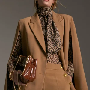 Lola Casademunt Americanas Y Blazers<Blazer tipo capa CAMEL