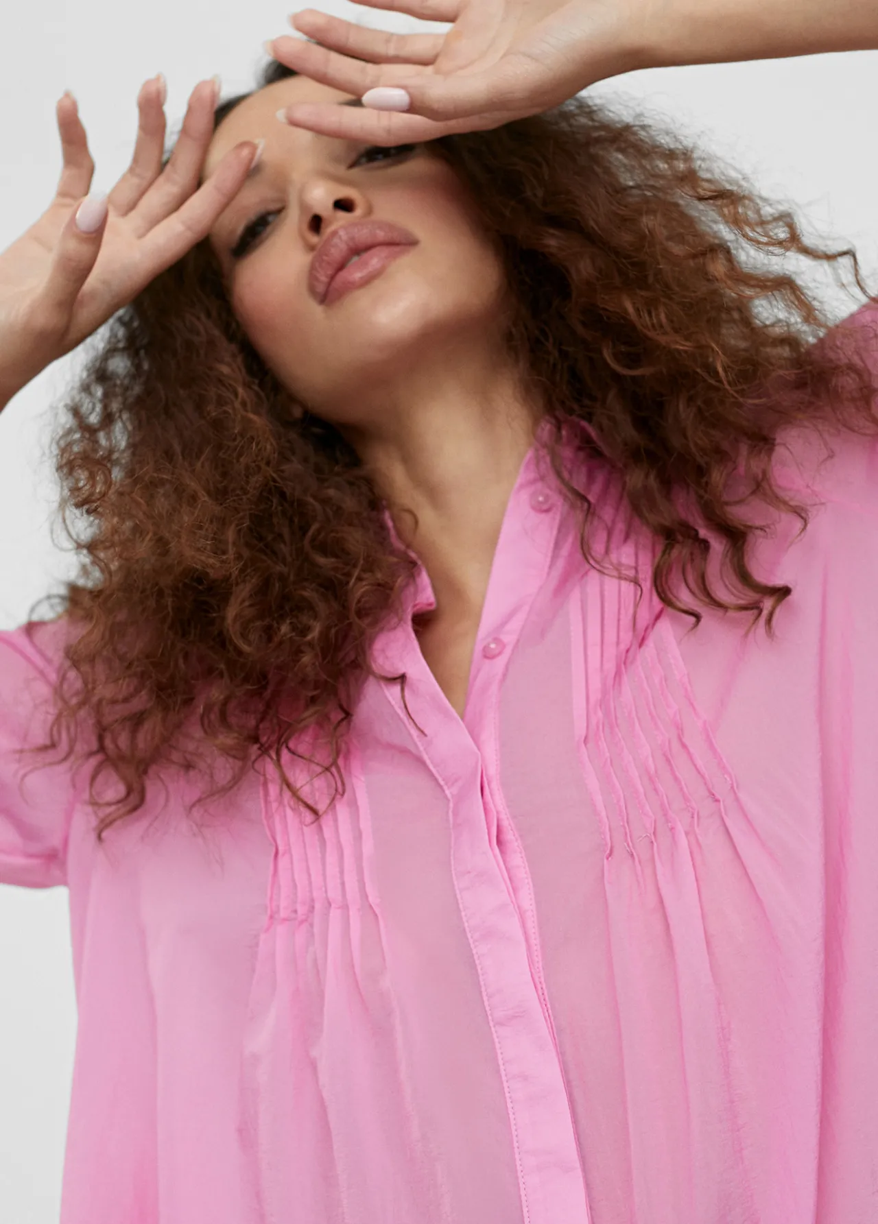 blusn_largo_aberturas_2.webp Lola Casademunt Camisas Y Blusas | Americanas Y Blazers<Blusón largo aberturas BUGANVILIA