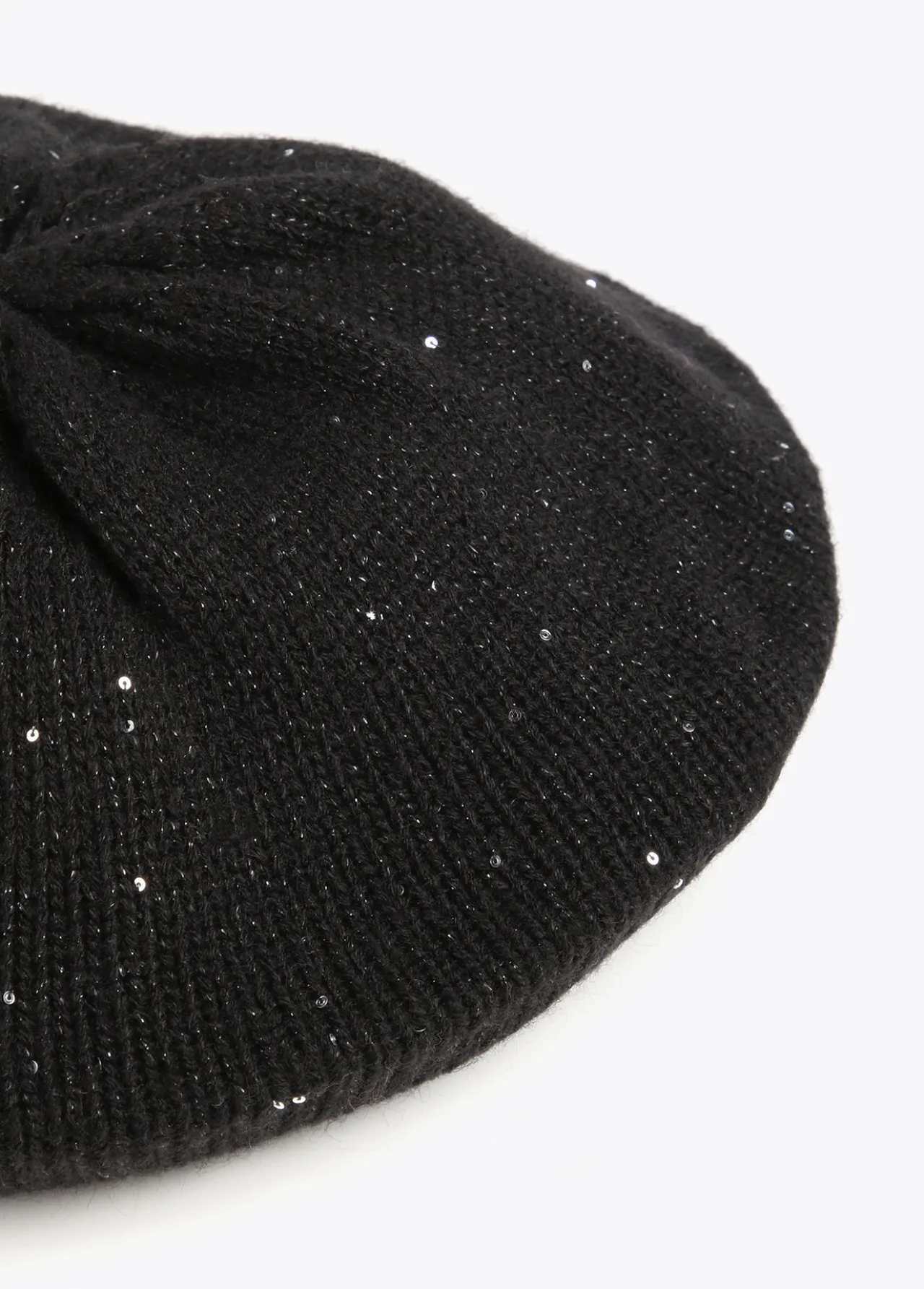 boina_con_lentejuelas_2.webp Lola Casademunt Gorros Sombreros Y Guantes<Boina con lentejuelas NEGRO
