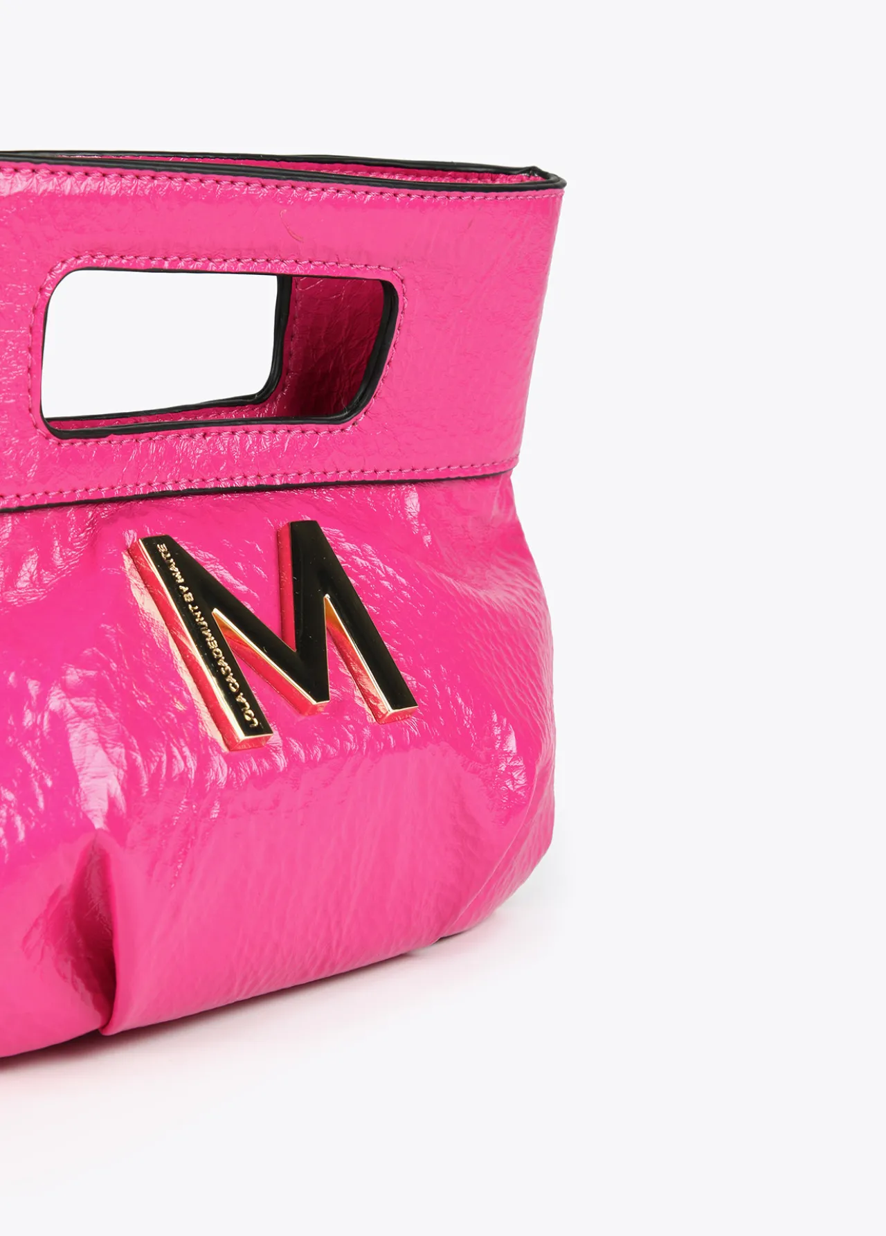 bolsito_de_mano_con_frunces_3.webp Lola Casademunt Bolsos<Bolsito de mano con frunces FUCSIA