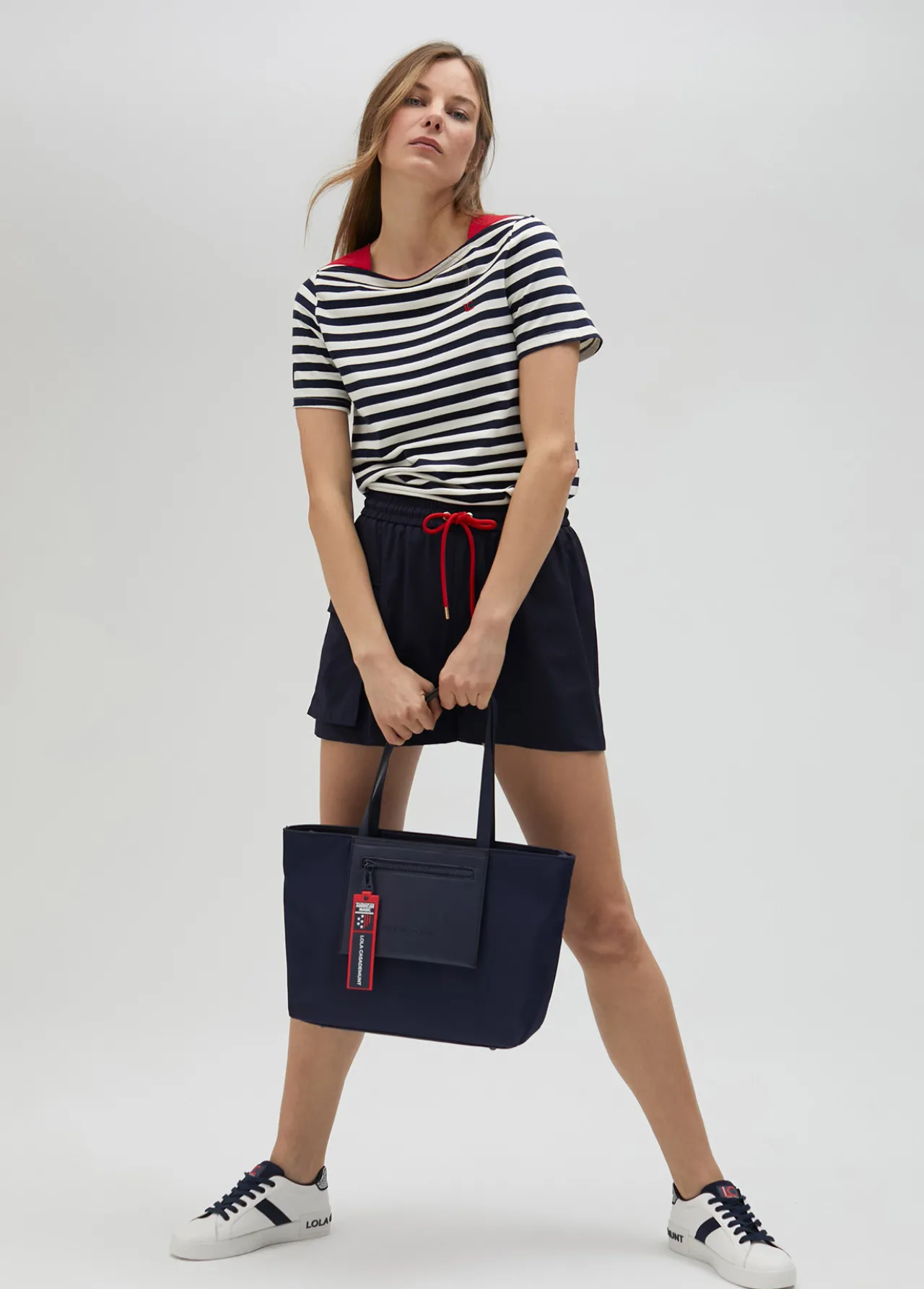 bolso_azul_marino_edicin_limitada__lola_casademunt_6.webp Lola Casademunt Bolsos Shopper | Bolsos De Hombro<Bolso azul marino edición limitada - Lola Casademunt NAVY
