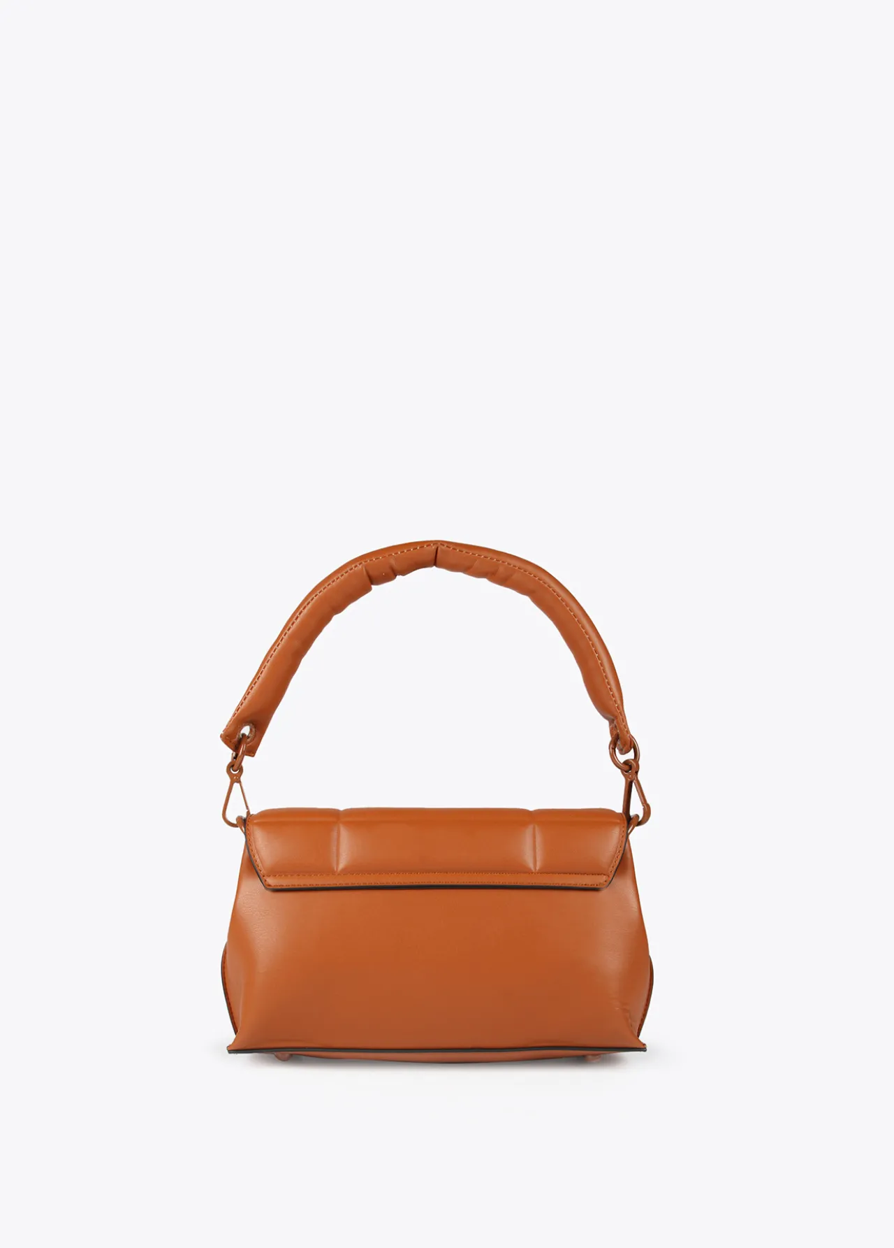 bolso_bandolera_acolchada_5.webp Lola Casademunt Bolsos<Bolso bandolera acolchada CAMEL