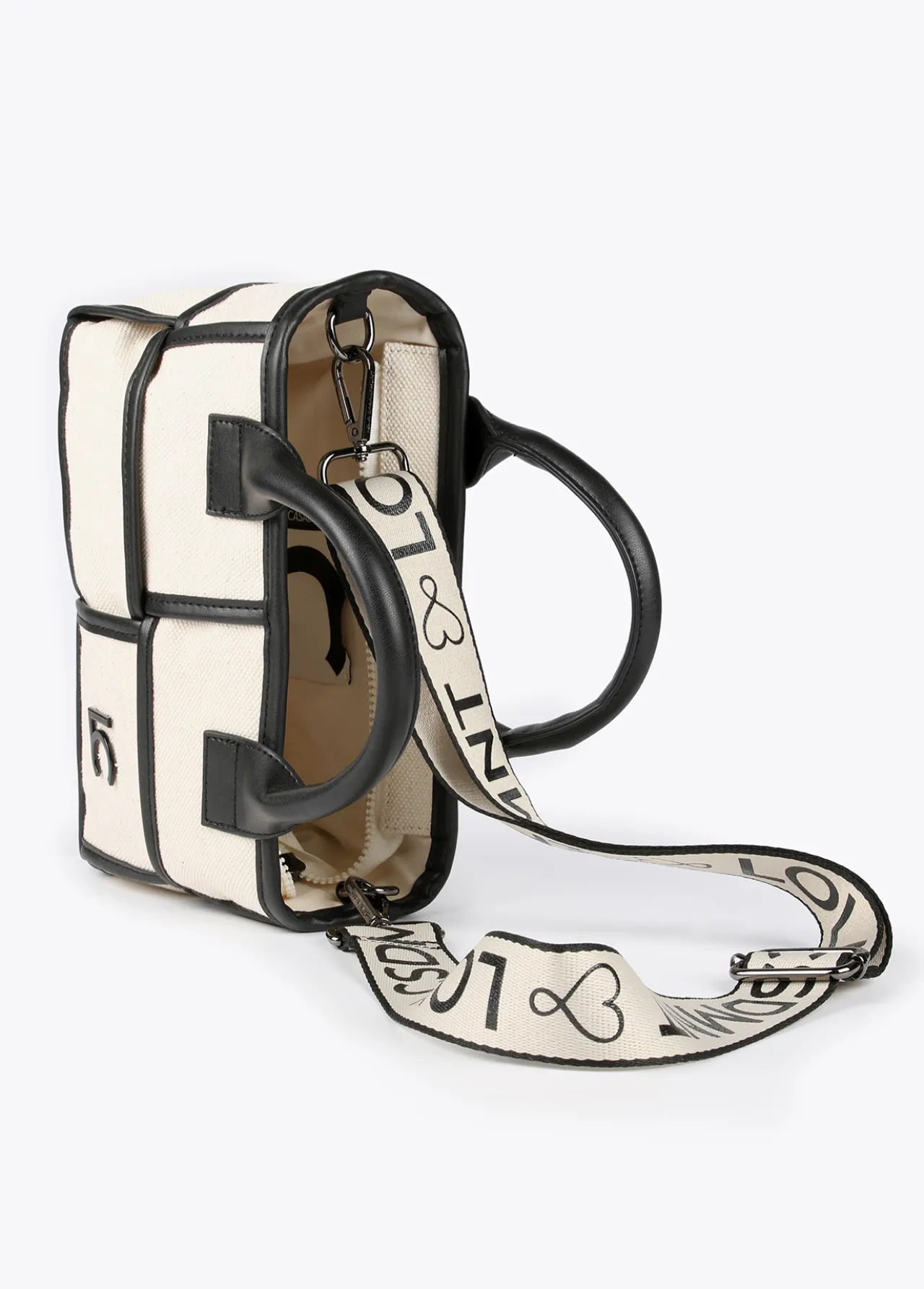 bolso_bandolera_con_detalles_a_contraste_4.webp Lola Casademunt Bolsos<Bolso bandolera con detalles a contraste CRUDO-NEGRO