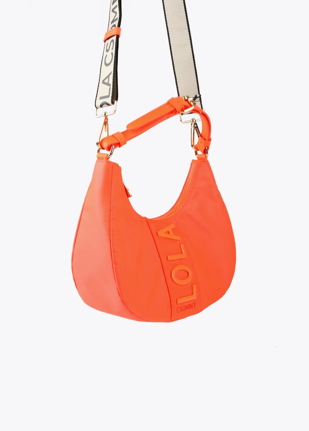 bolso_media_luna_fluor_4-1.webp Lola Casademunt Bolsos<Bolso media luna fluor FUCSIA