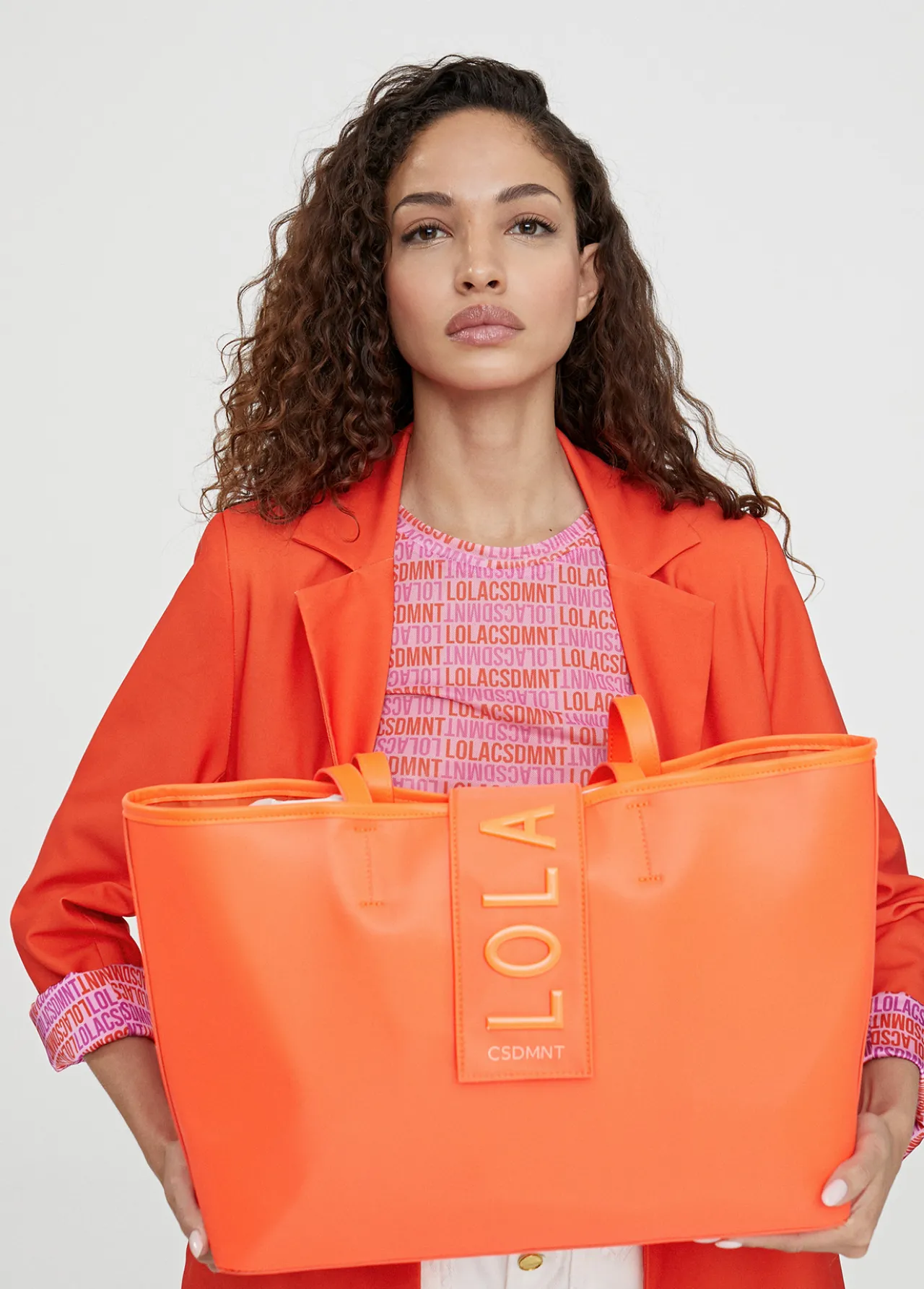 bolso_shopper_nylon_fluor_2-1.webp Lola Casademunt Bolsos<Bolso shopper nylon fluor FUCSIA