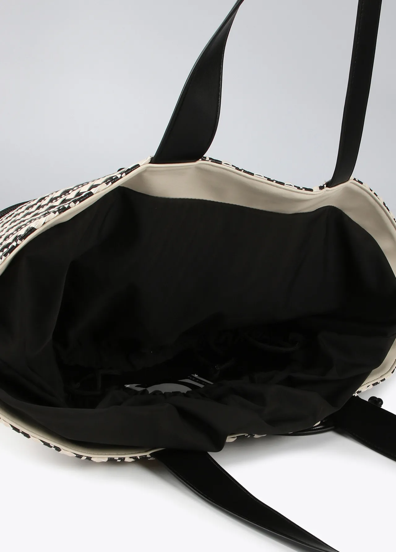 Lola Casademunt Bolsos | Baño<Bolso tipo cesta en efecto rafia NEGRO-CRUDO