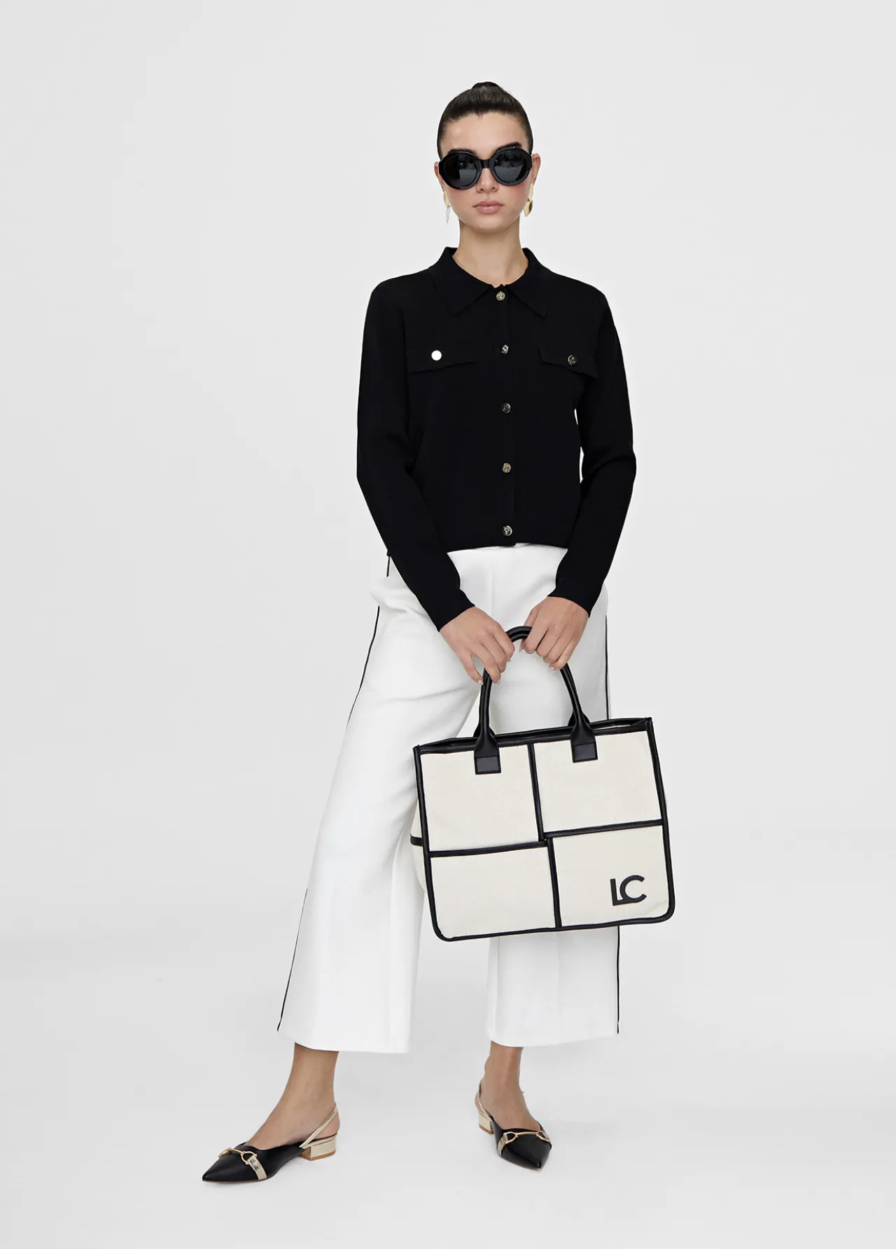 bolso_tipo_shopper_blanco_y_negro_2-1.webp Lola Casademunt Bolsos<Bolso tipo shopper blanco y negro CRUDO-NEGRO