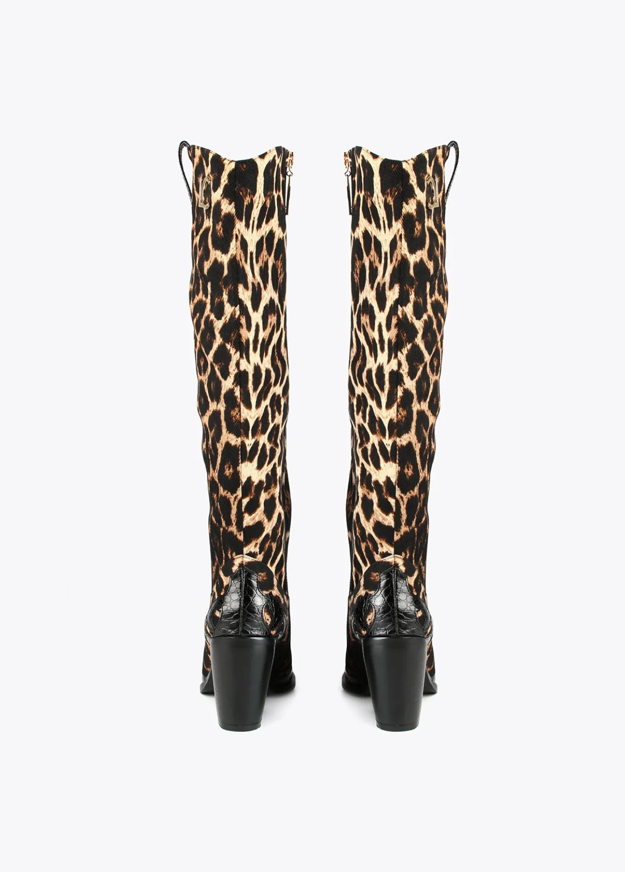 bota_cowboy_leopardo__coleccin_lola__lola_casademunt_3.webp Lola Casademunt Botas Y Botines<Bota cowboy leopardo | COLECCIÓN LOLA | Lola Casademunt ESTAMPADO