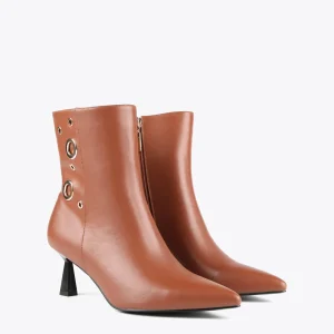 Lola Casademunt Botas Y Botines<Botín con ojales MARRON