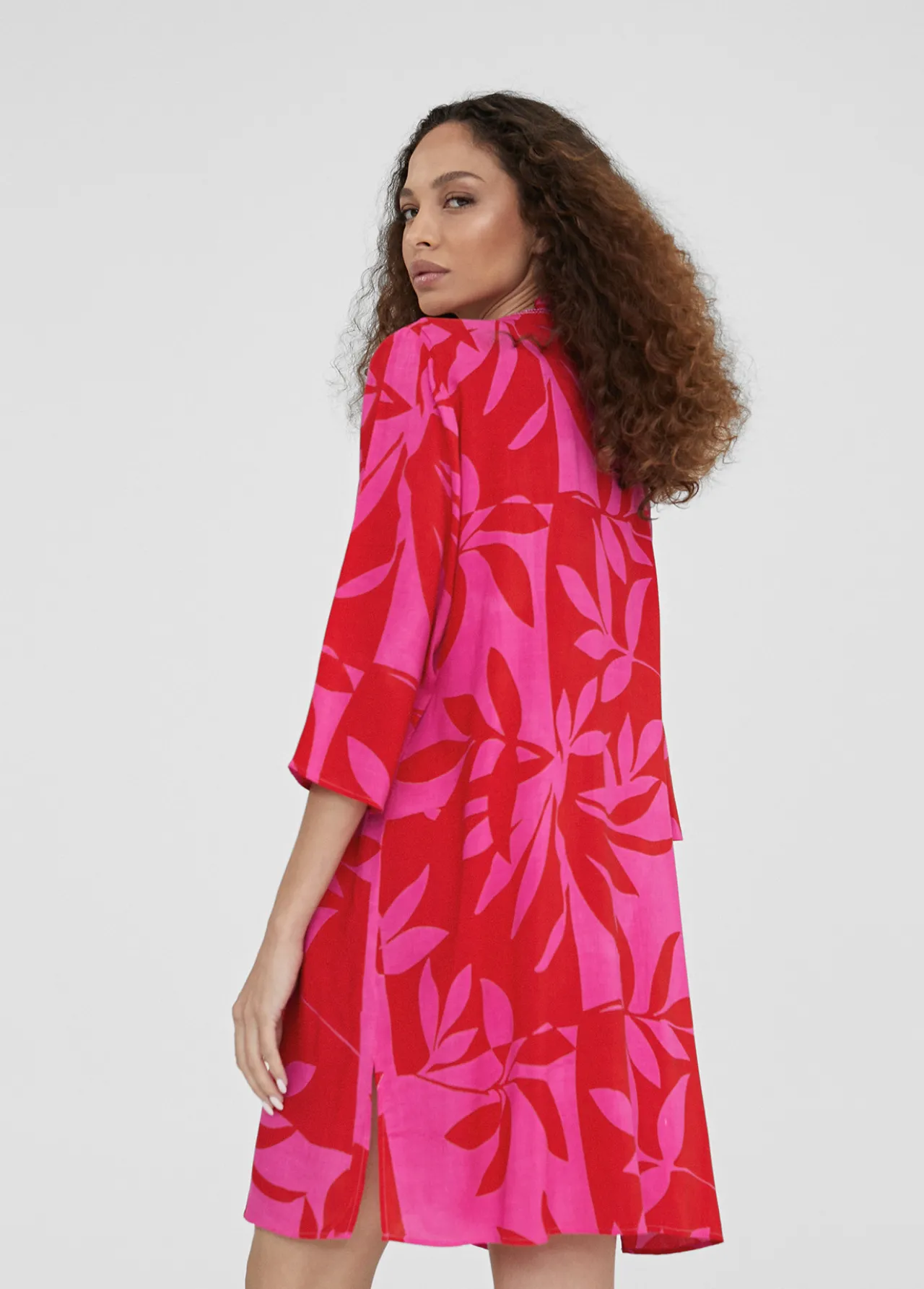 caftan_corto_estampado_6-1.webp Lola Casademunt Baño<Caftan corto estampado ROJO-ROSA