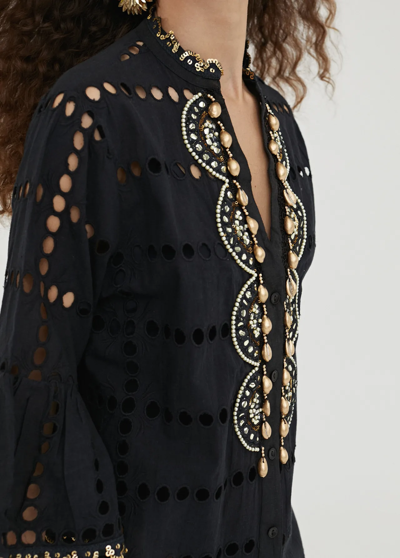 caftan_largo_bordado_5-1.webp Lola Casademunt Baño<Caftan largo bordado BLANCO