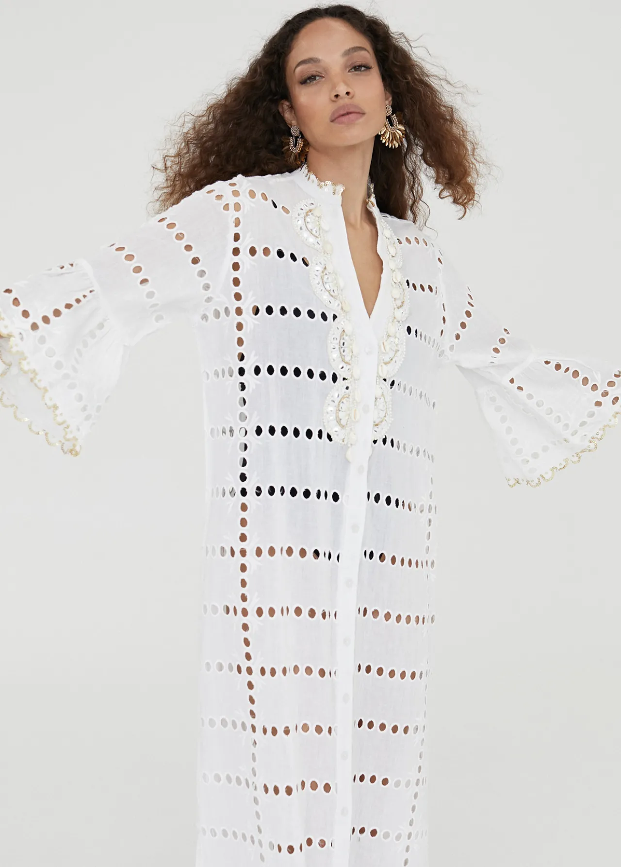 caftan_largo_bordado_6.webp Lola Casademunt Baño<Caftan largo bordado BLANCO