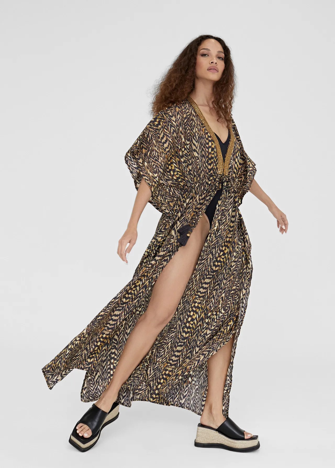 caftan_largo_estampado_2.webp Lola Casademunt Baño<Caftan largo estampado NEGRO-MARRON