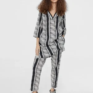Lola Casademunt Camisas Y Blusas | Baño<Caftán camisero estampado étnico NEGRO-BLANCO