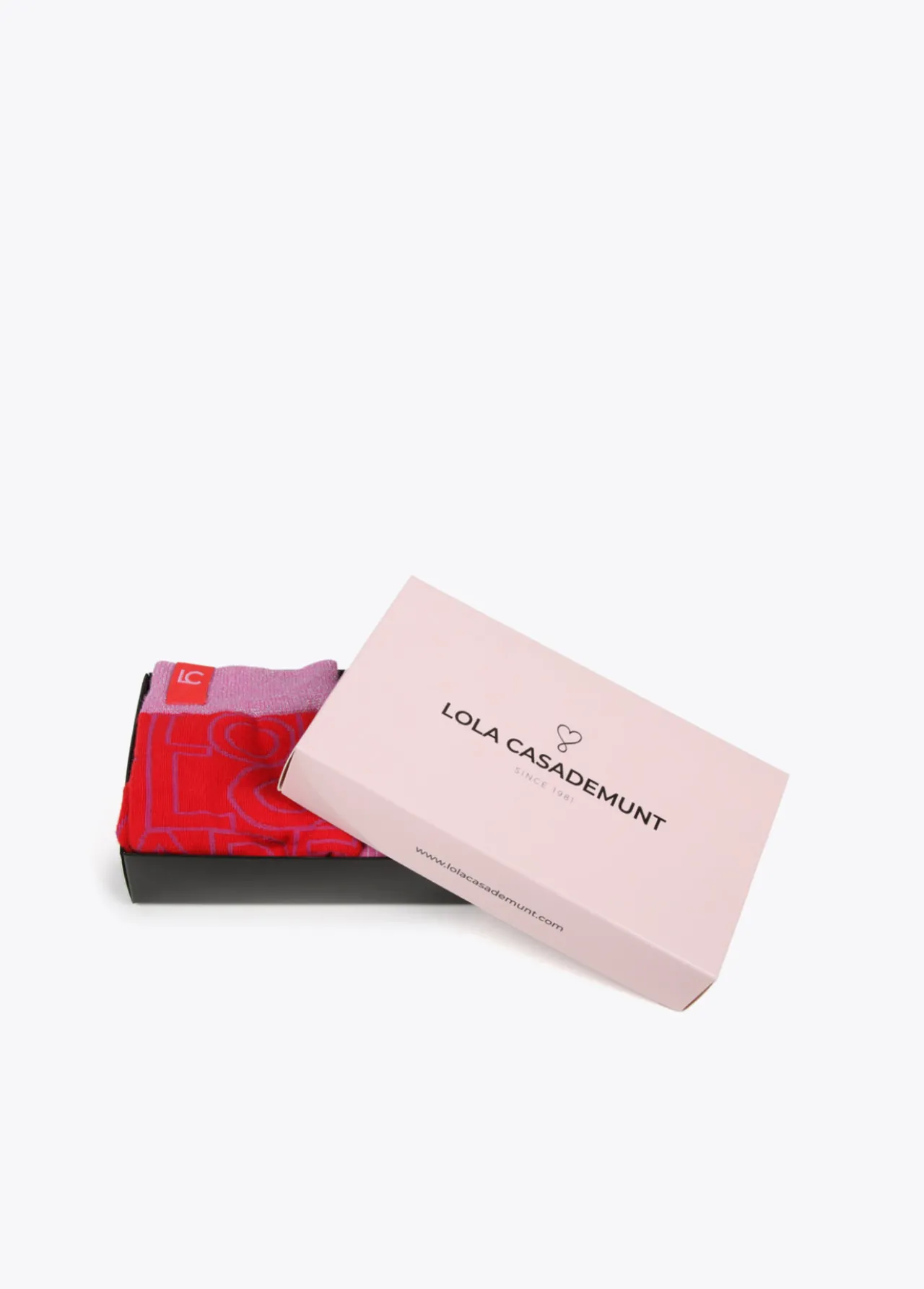 caja_pack_calcetines_6.webp Lola Casademunt Otros Complementos<Caja pack calcetines ROSA-ROJO