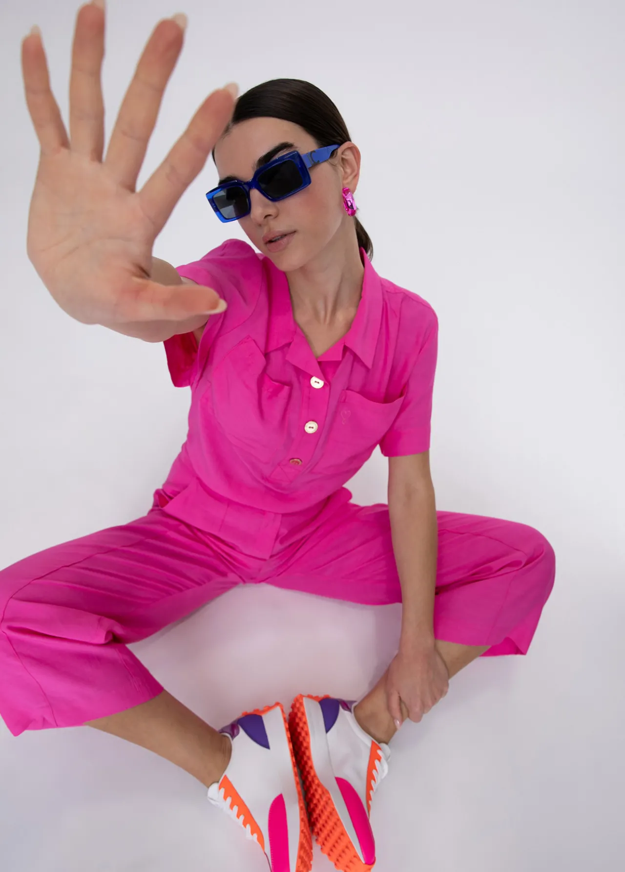 camisa_fluida_con_bolsillos_7.webp Lola Casademunt Camisas Y Blusas<Camisa fluida con bolsillos FUCSIA