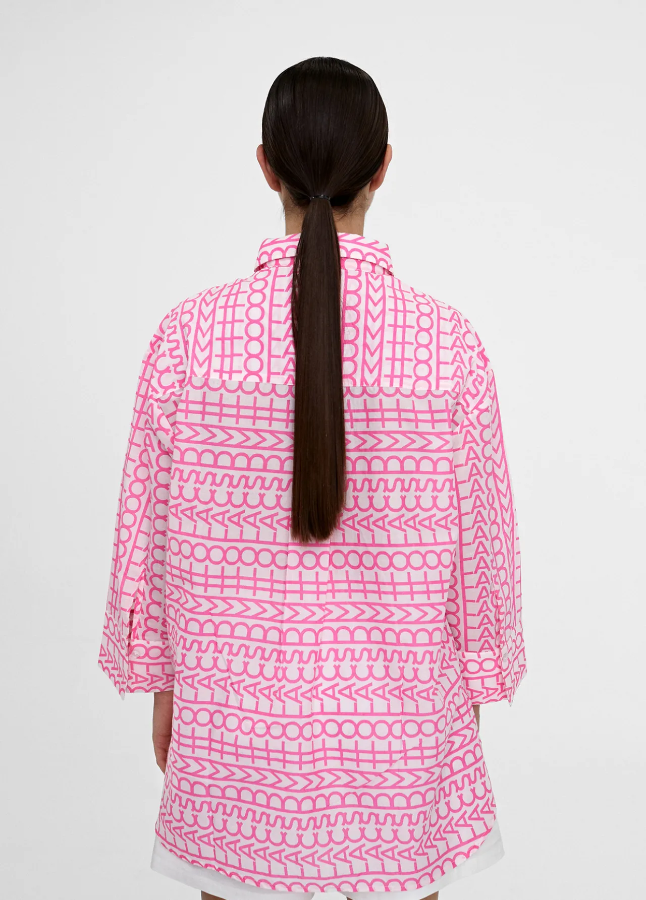 camisa_logomana_2.webp Lola Casademunt Camisas Y Blusas<Camisa logomanía AZULELECTRICO
