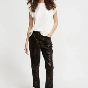 Lola Casademunt Camisetas Y Tops<Camiseta detalle bordado BLANCO