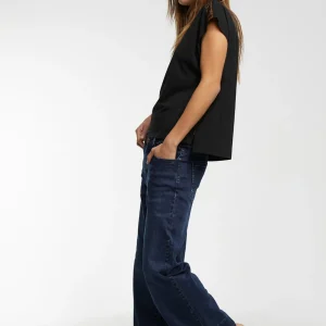 Lola Casademunt Camisetas Y Tops<Camiseta detalle hombros NEGRO
