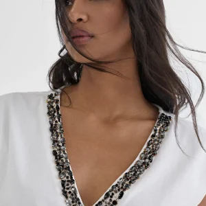 Lola Casademunt Camisetas Y Tops<Camiseta escote joyas BLANCO