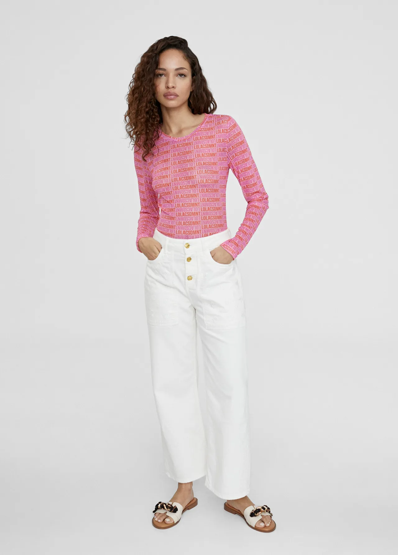 camiseta_monograma_2.webp Lola Casademunt Camisetas Y Tops<Camiseta monograma ROJO-ROSA