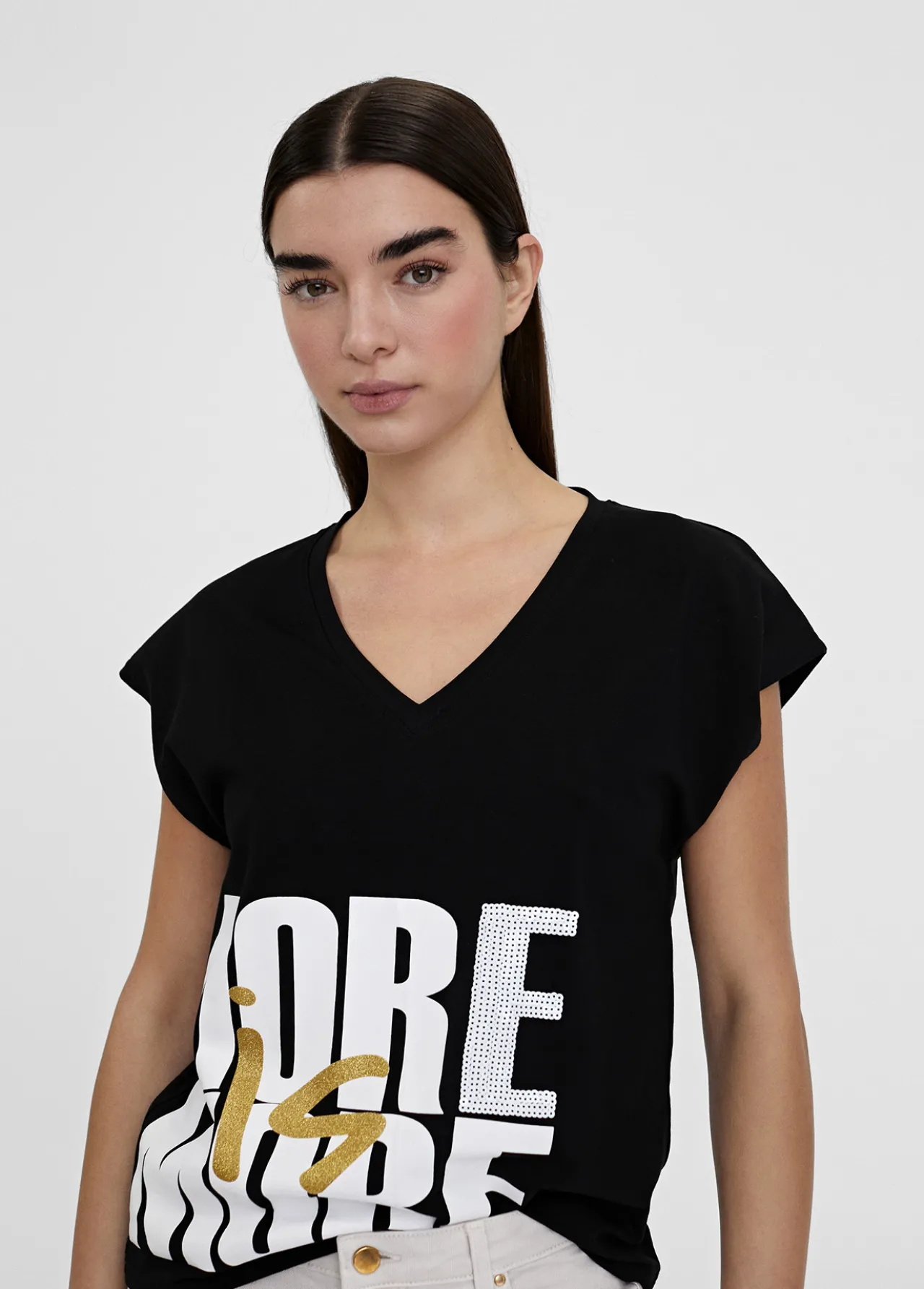 camiseta_more_is_more_1-1.webp Lola Casademunt Camisetas Y Tops<Camiseta more is more NEGRO-BLANCO