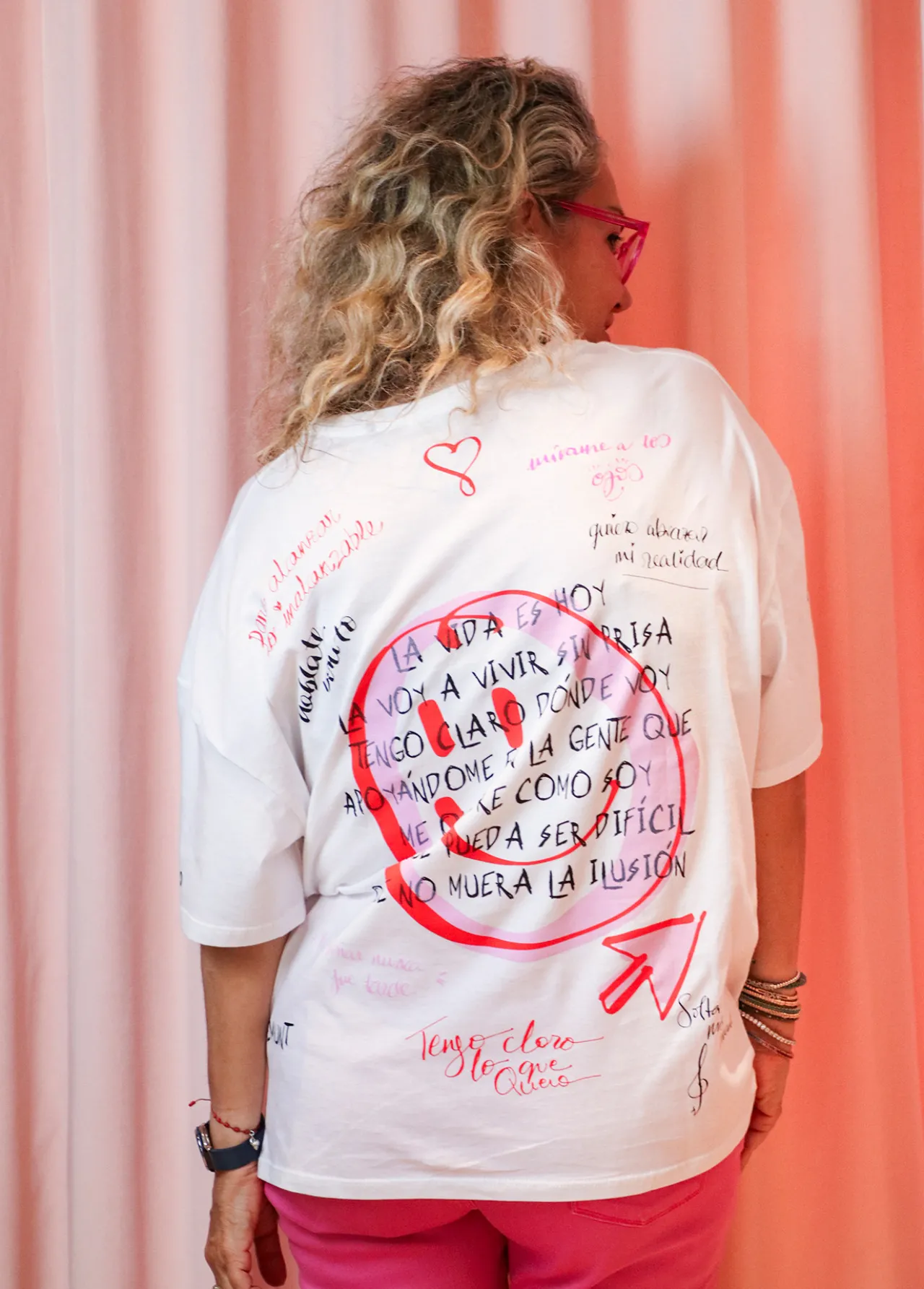 camiseta_princesa_girona_2.webp Lola Casademunt Camisetas Y Tops | Artículos Solidarios<Camiseta Princesa Girona BLANCO
