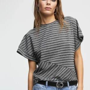 Lola Casademunt Camisetas Y Tops<Camiseta rayas manga sisa METAL-NEGRO
