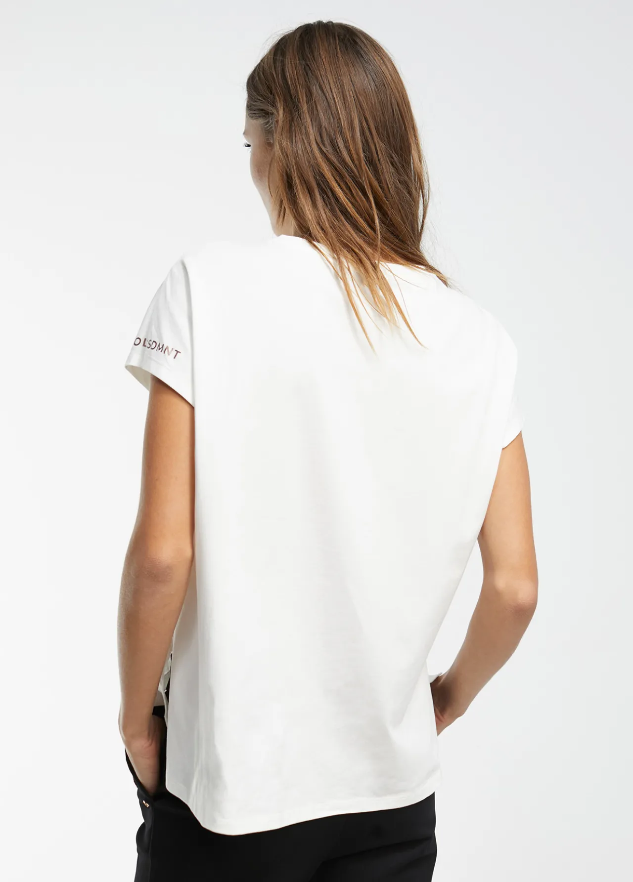 camiseta_tigre_4.webp Lola Casademunt Animal Print | Camisetas Y Tops<Camiseta tigre BLANCO