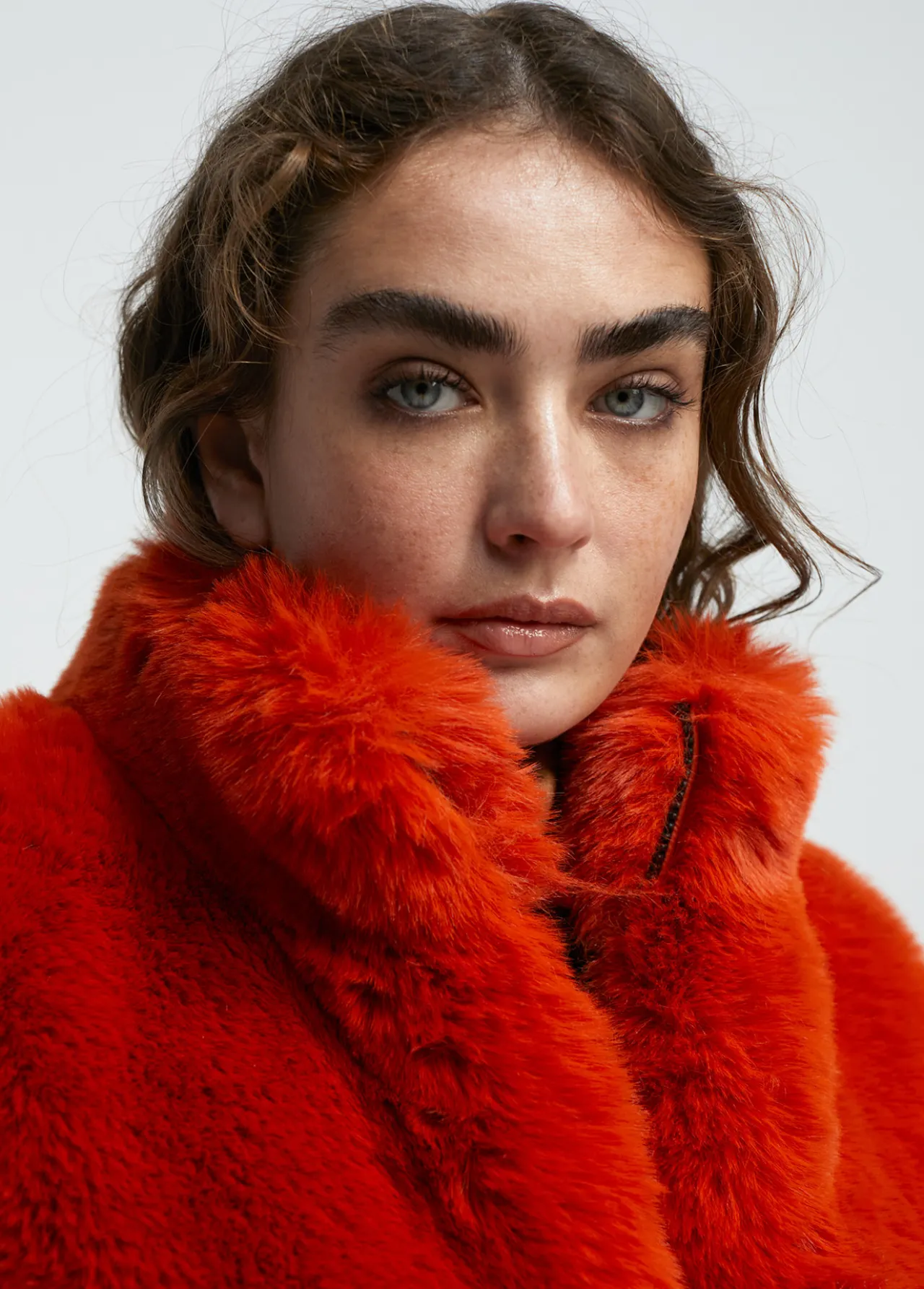 chaleco_de_pelo_4-1.webp Lola Casademunt Chalecos<Chaleco de pelo NARANJA