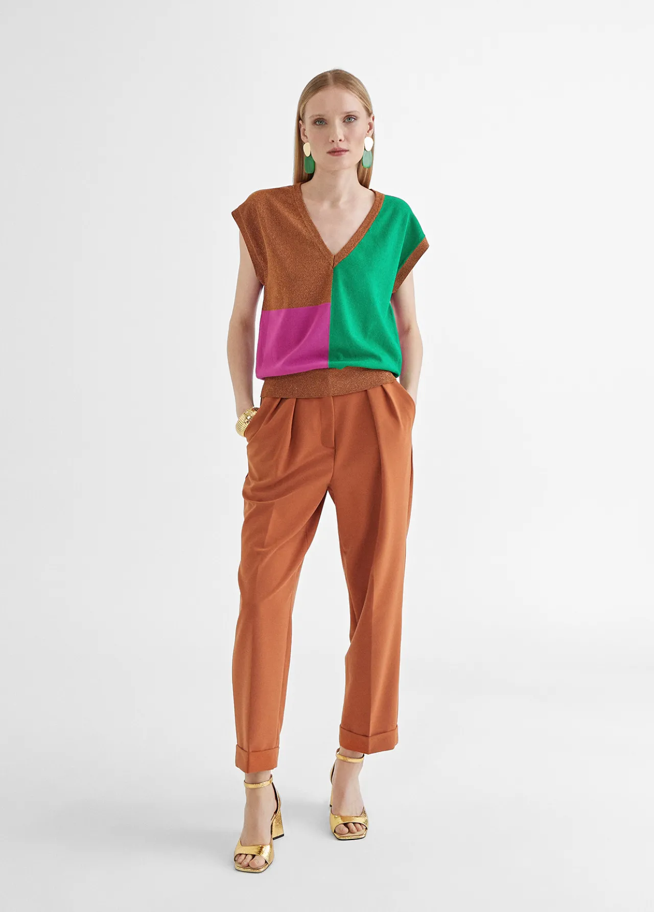 chaleco_punto_multicolor_2.webp Lola Casademunt Camisetas Y Tops | Punto<Chaleco punto multicolor ROSA-METAL