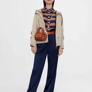 Lola Casademunt Chaquetas Y Gabardinas<Chaqueta deportiva con capucha BEIG