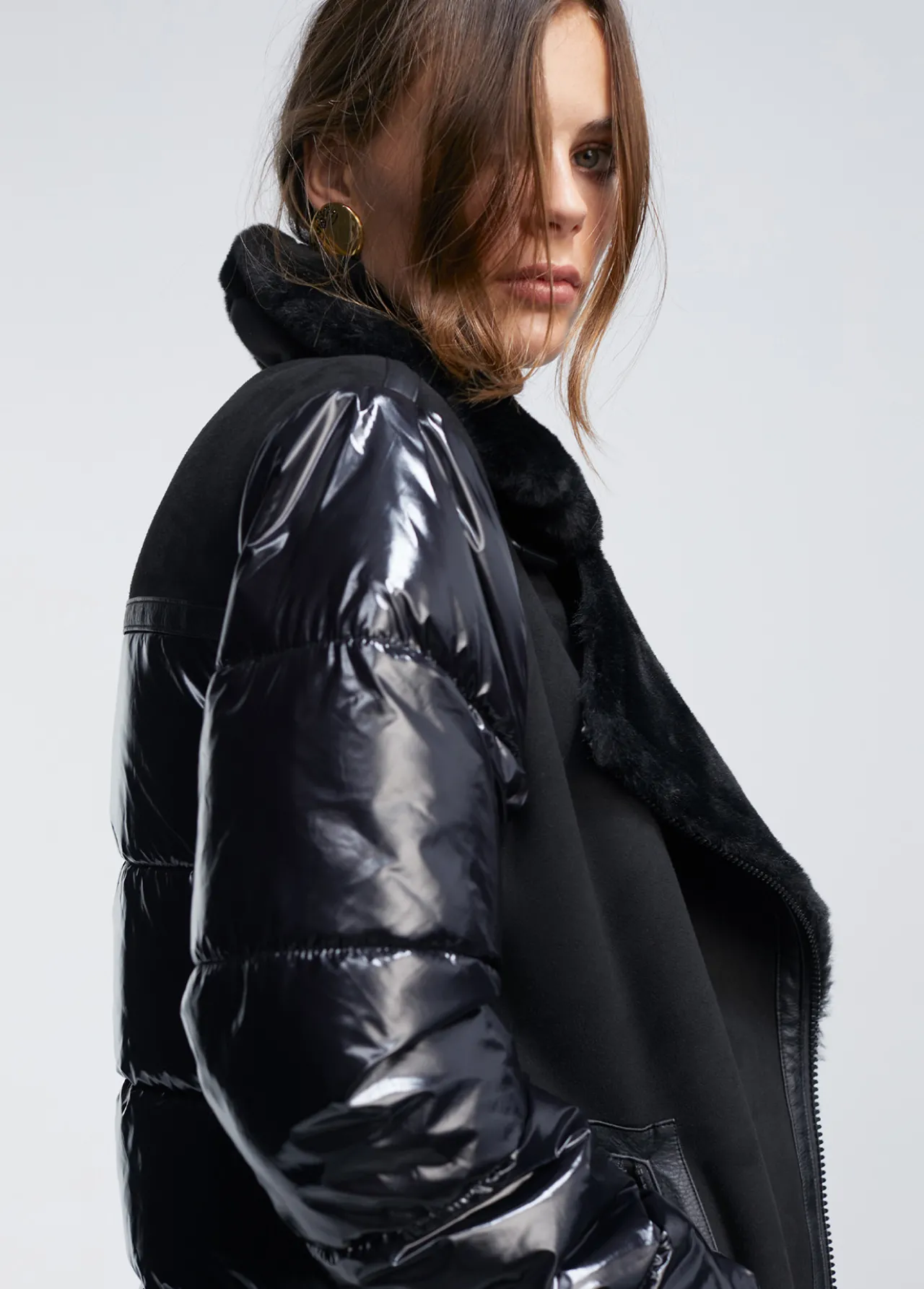 chaqueta_doble_faz_2.webp Lola Casademunt Abrigos Y Cazadoras<Chaqueta doble faz NEGRO