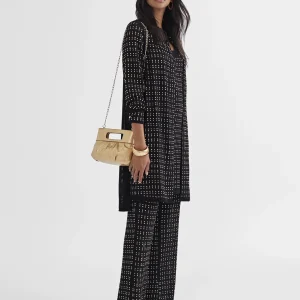 Lola Casademunt Camisas Y Blusas | Chaquetas Y Gabardinas<Chaqueta larga con piezas metálicas NEGRO