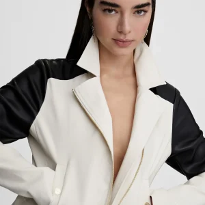 Lola Casademunt Chaquetas Y Gabardinas | Americanas Y Blazers<Chaqueta tipo perfecto CRUDO