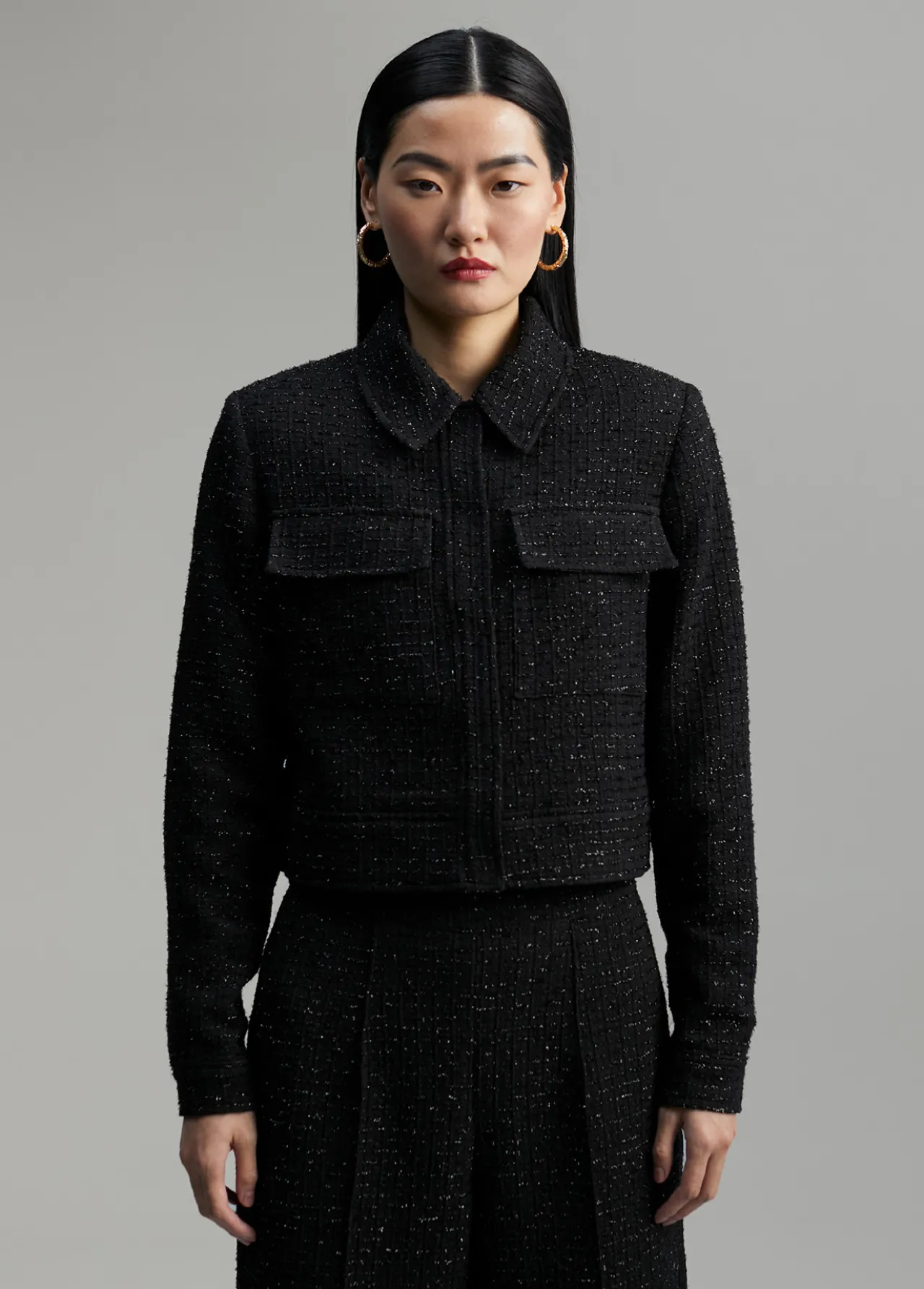 chaqueta_tweed_cropped_6.webp Lola Casademunt Chaquetas Y Gabardinas | Americanas Y Blazers<Chaqueta tweed cropped NEGRO