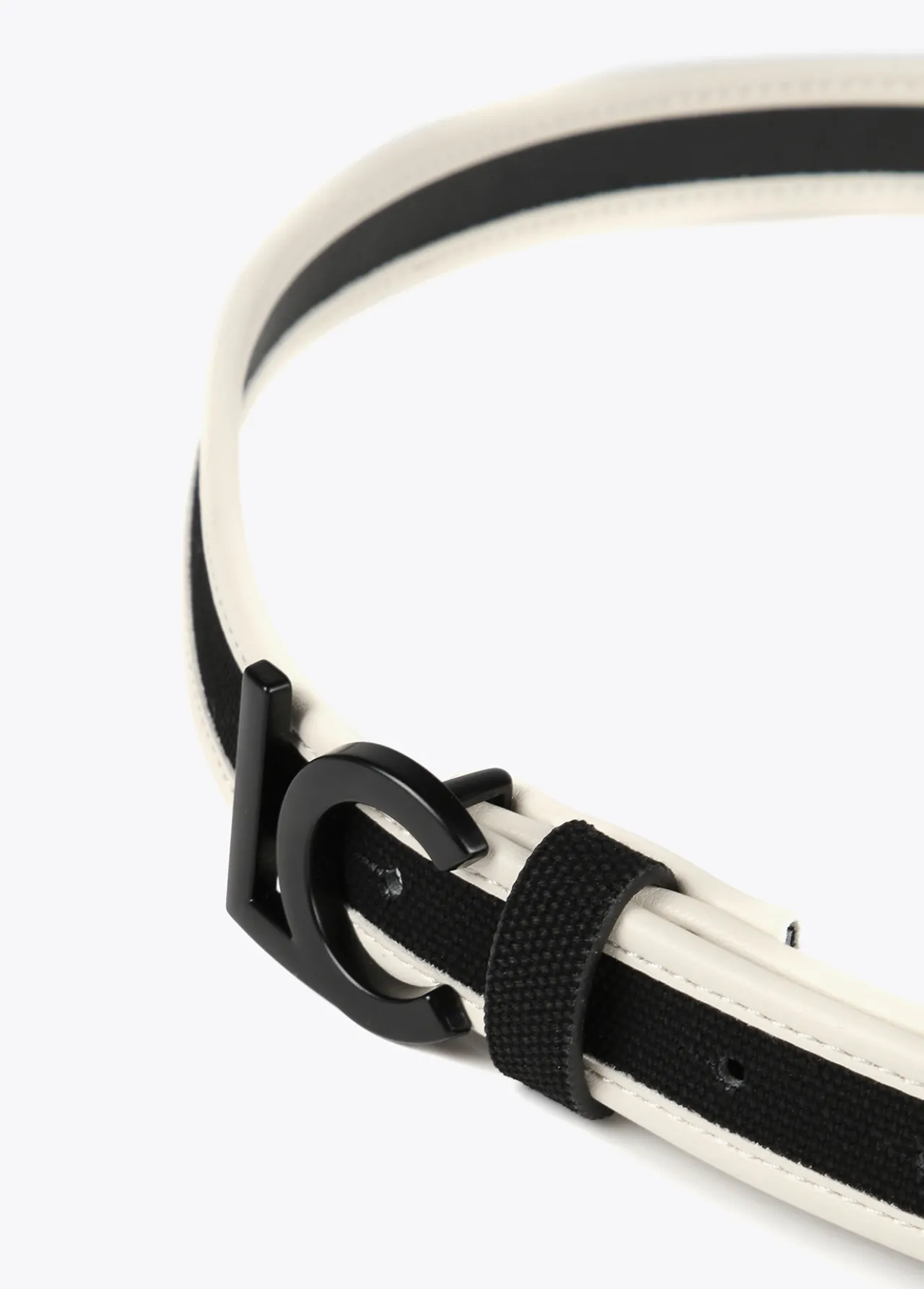 cinturn_estrecho_canvas_3-1.webp Lola Casademunt Accesorios<Cinturón estrecho canvas NAVY